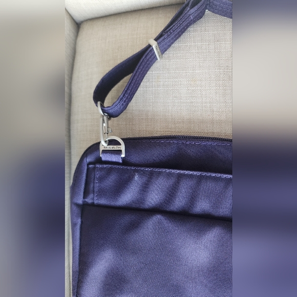 Travelon Anti-Theft Classic Convertible Crossbody and Waist Pack Purple Bag - Picture 4 of 6